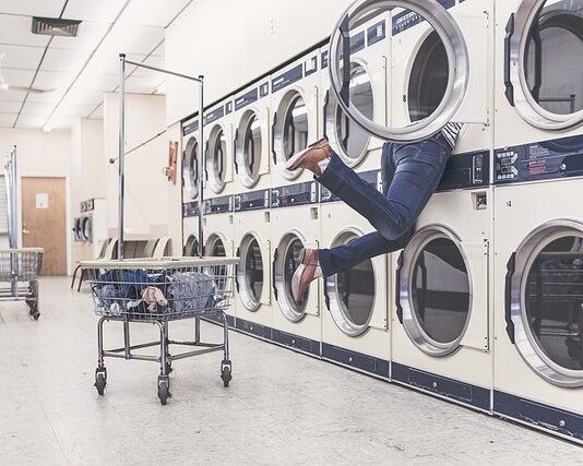 Ile wynosi ekwiwalent za pranie odzieży?