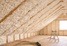 Jak działa izolacja pianą PUR latem